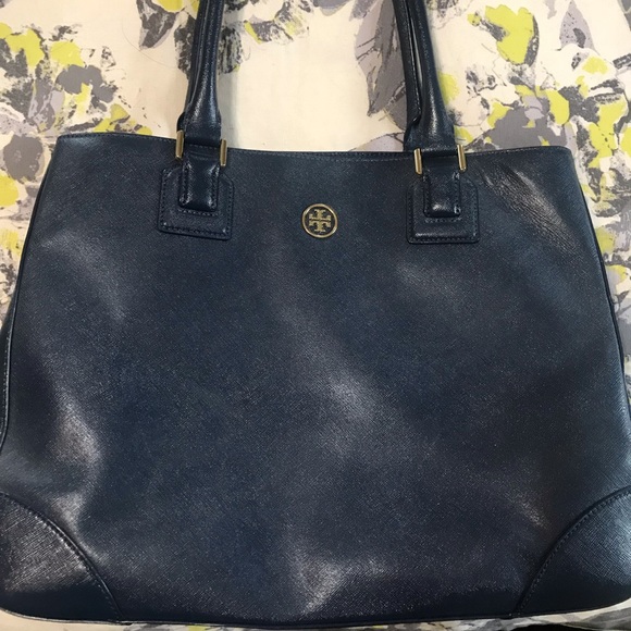 Tory Burch Tote w/ Dust bag - Picture 1 of 8